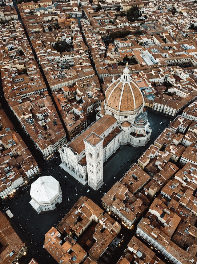 Le design prend sa source au XVème siècle, à la Renaissance Italienne,